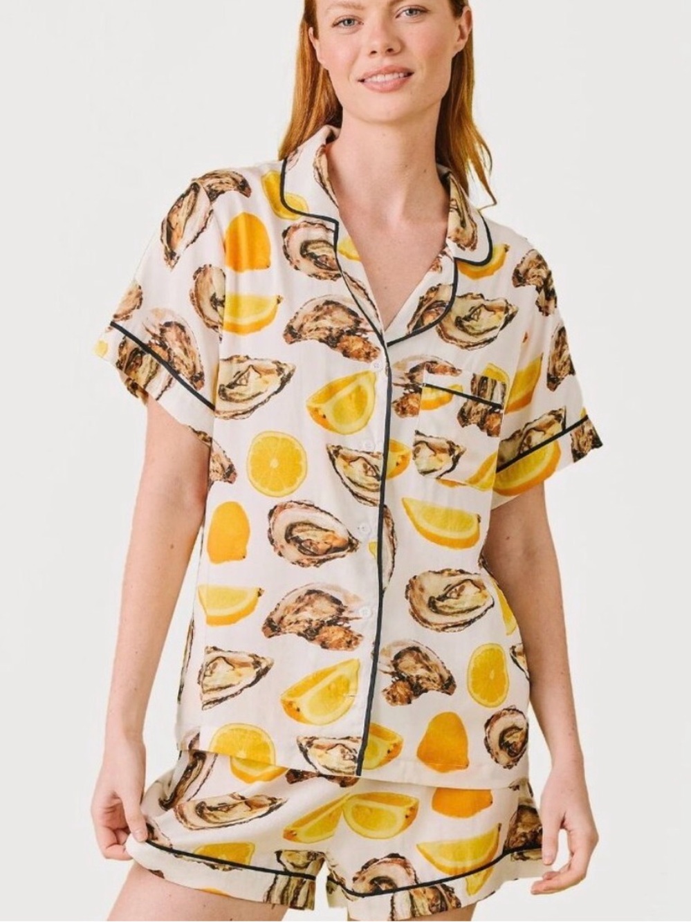 Short-Sleeve Lemon & Oyster Print Pajama Set